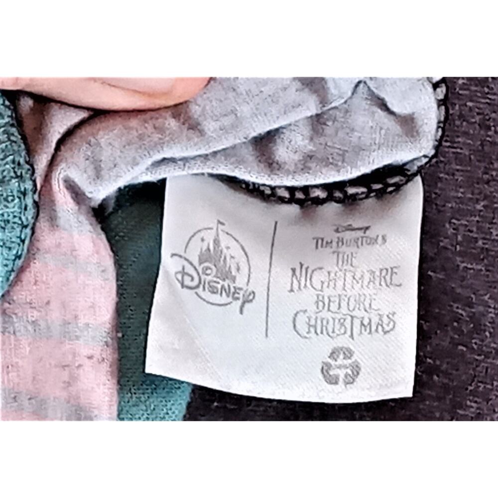 Nightmare Before Christmas Long Sleeve T-Shirt Sz. Large Jack Skellington Sally - Picture 5 of 5